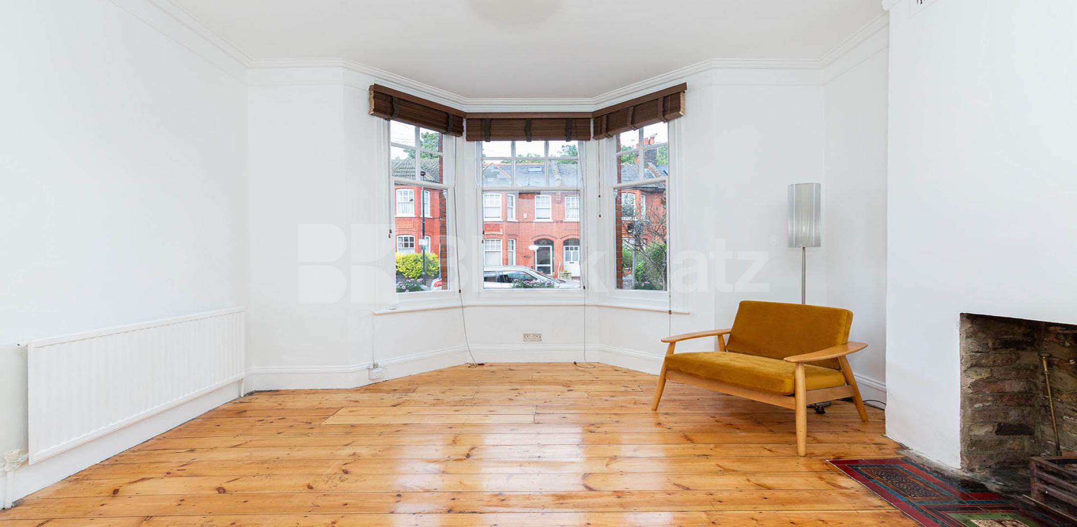 			1 Bedroom, 1 bath, 1 reception Apartment			 Barratt Avenue, Alexandra Palace